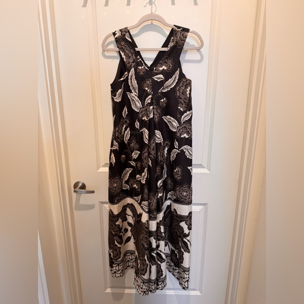 Floreat Black and White Floral V-Neck Maxi Dress